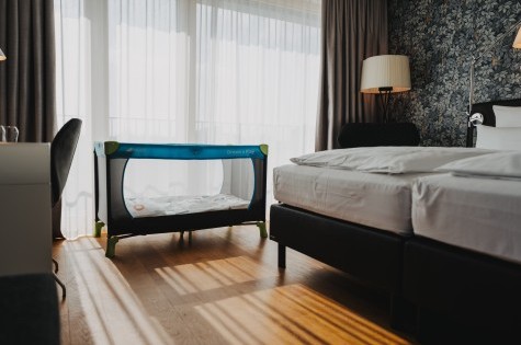 Impression_Zimmer_Beistellbett