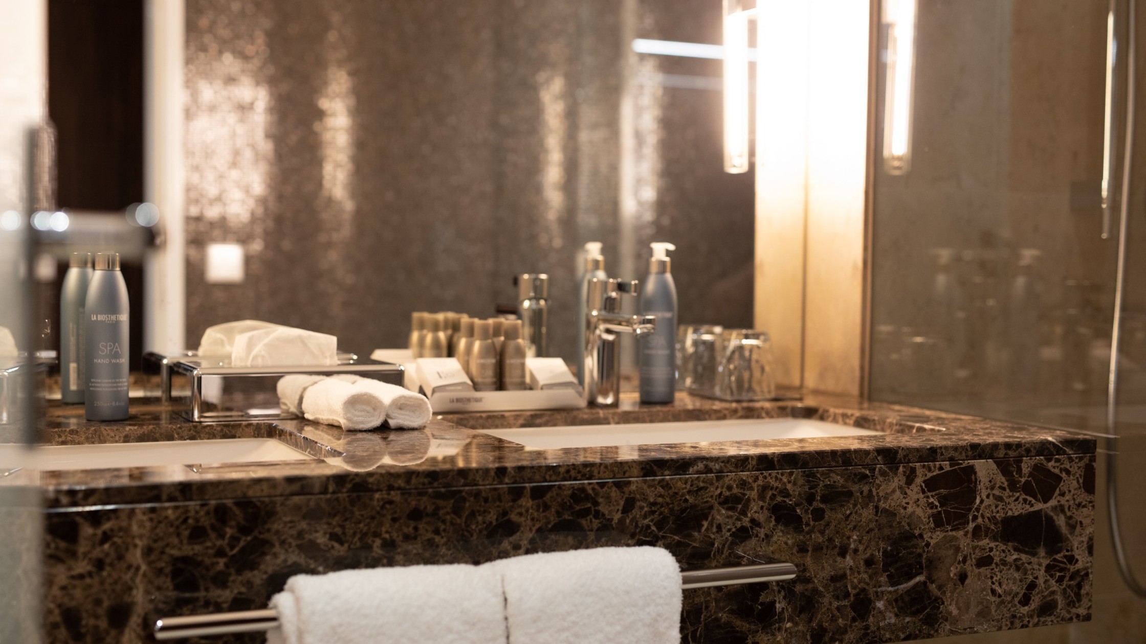 211116-parkhotel-shooting-QH5A1744